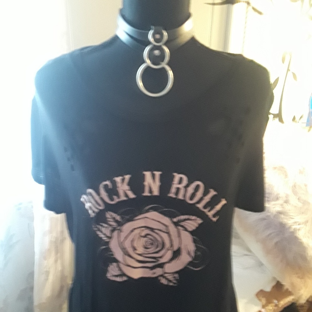 ❤Rock 'N Roll Ripped Tee❤